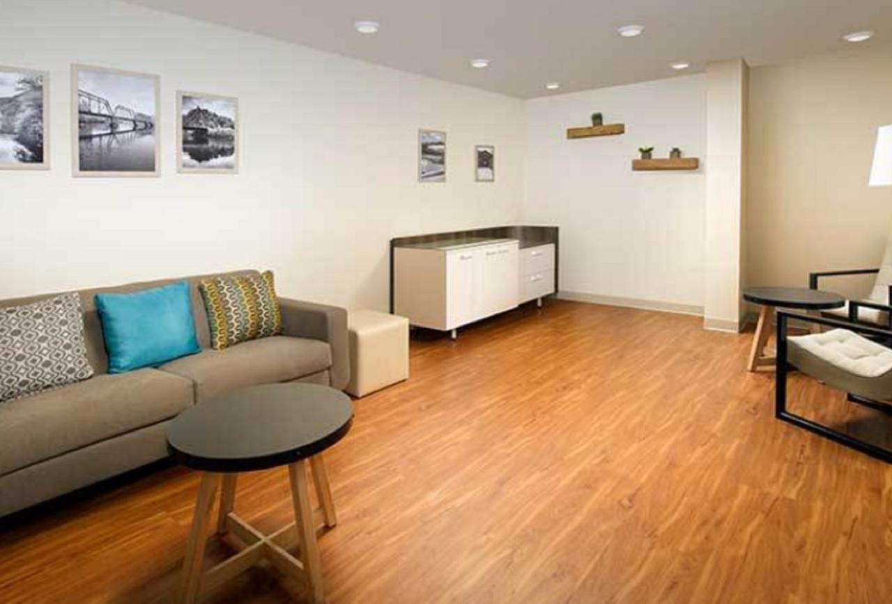 Woodspring Atlanta 2* Stockbridge
